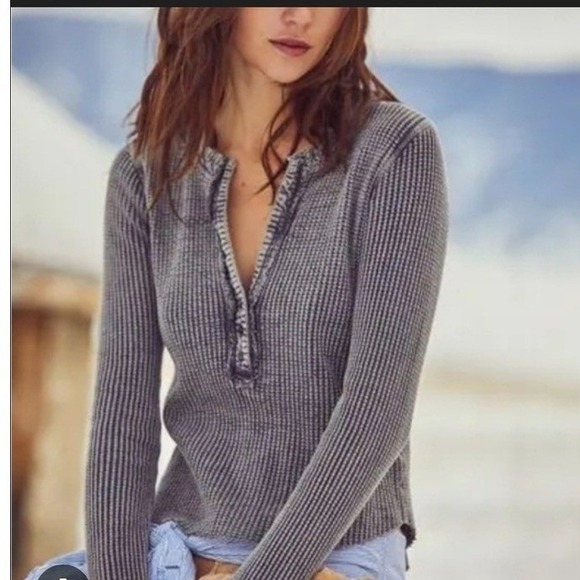 Free People FP One Colt Thermal Top Blue Waffle Knit Henley Medium Distressed - Picture 13 of 13